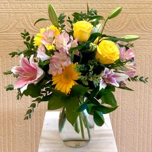 Sun-Kissed –  Edgewood Florist, Lachine PQ